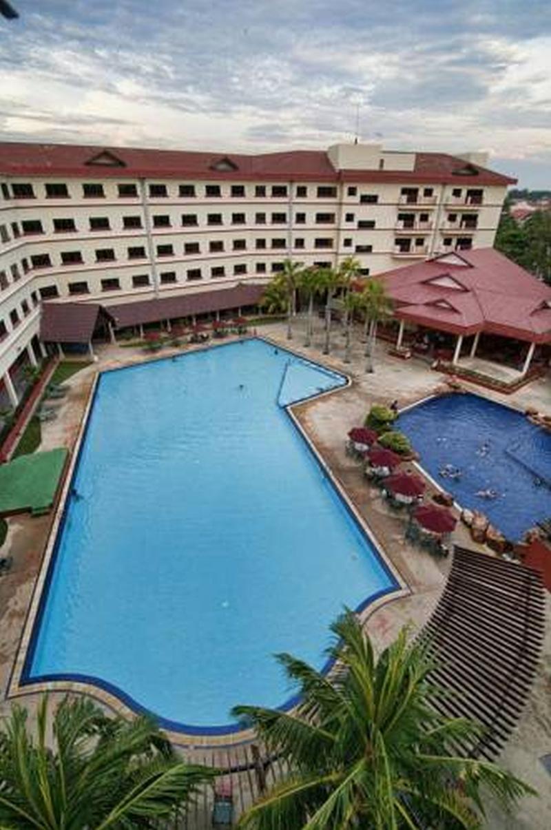 Swiss-Inn Sungai Petani Exteriör bild