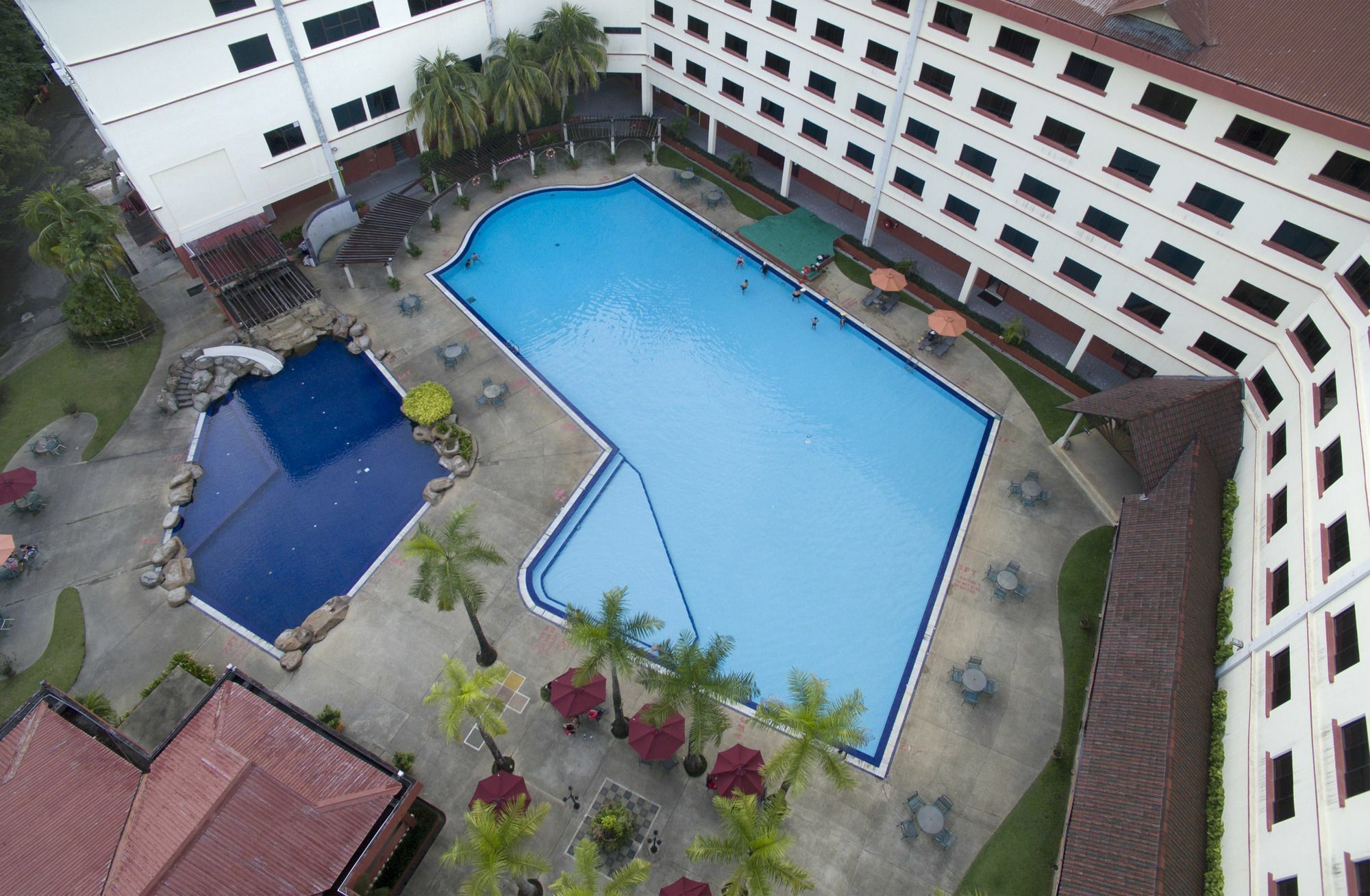 Swiss-Inn Sungai Petani Exteriör bild